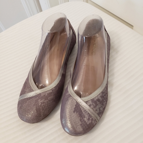 Vionic Caroll Purple & Silver Ballet Style Flats size 7.5, comfy - Picture 3 of 11